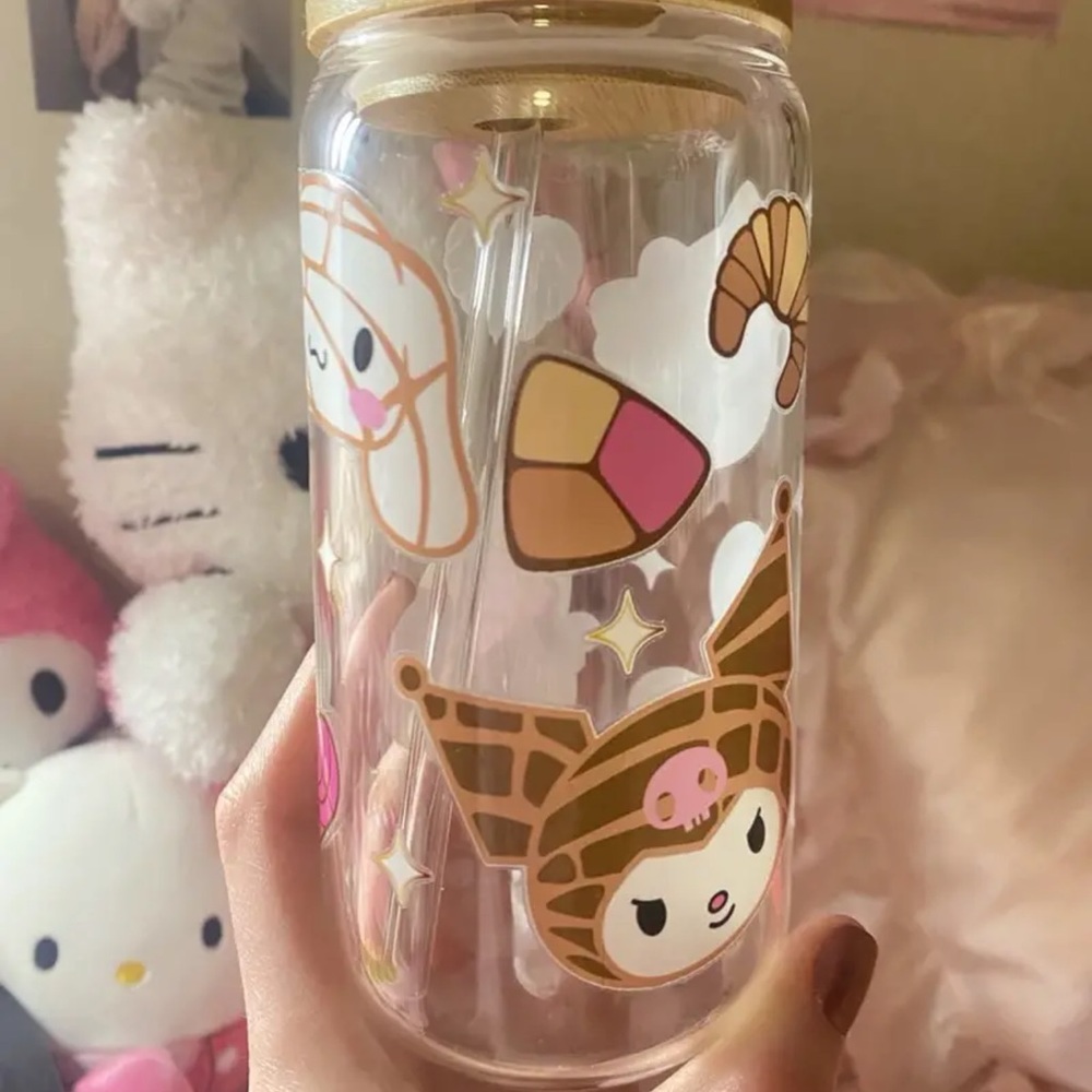 Brand new hello kitty glass cup